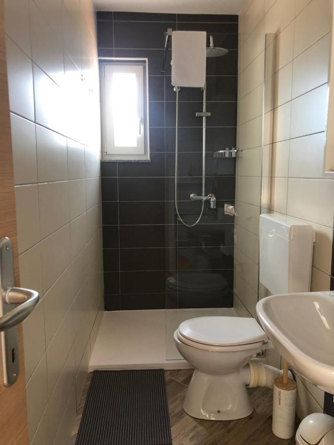 Apartmani Ivana Cres Bagian luar foto