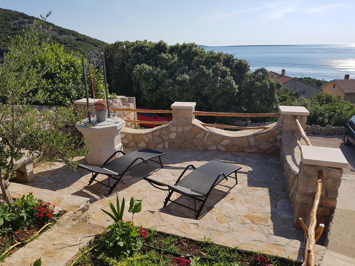Apartmani Ivana Cres Bagian luar foto